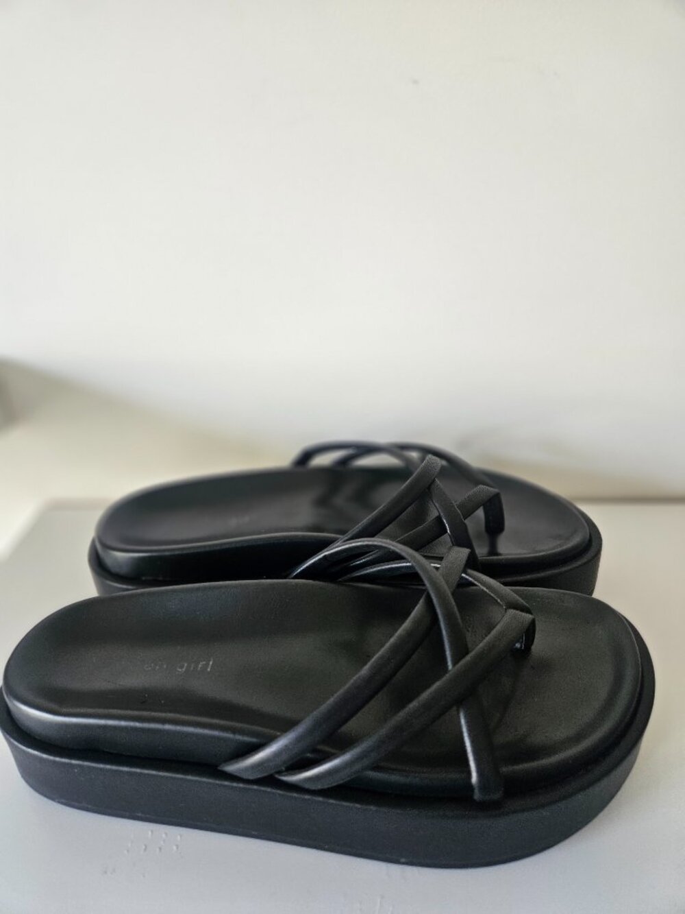 Madden Girl Fowler Black Platform Slide Sandals, Size 8 - Picture 4 of 11